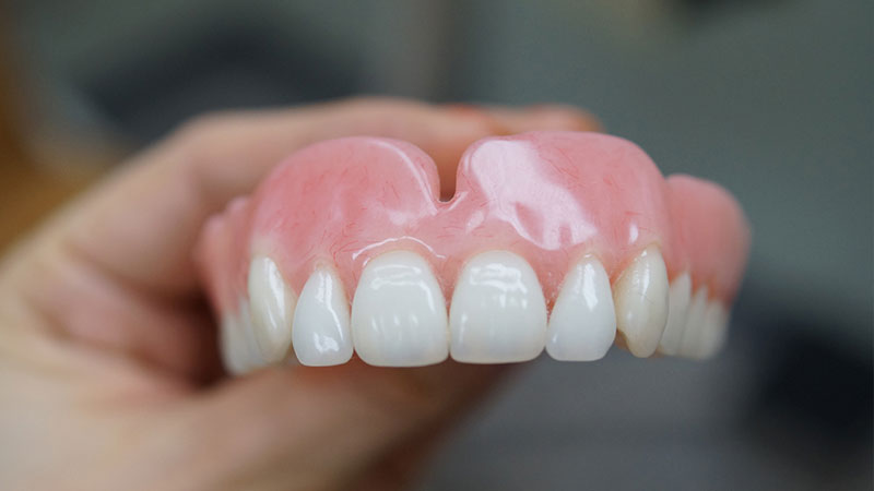 Full denture